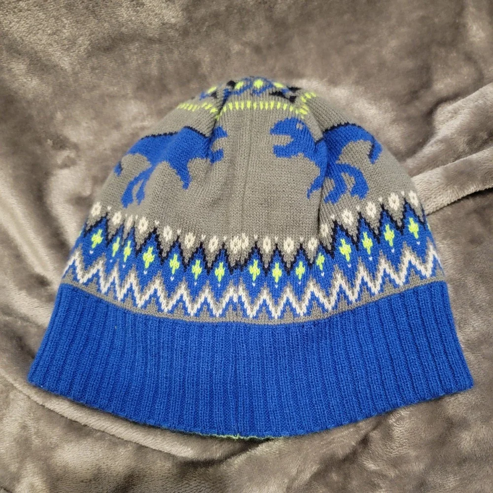 OshKosh Beanie Kids 8-14 Blue Grey Excellent Reversible Dinosaur & Isle Stripe